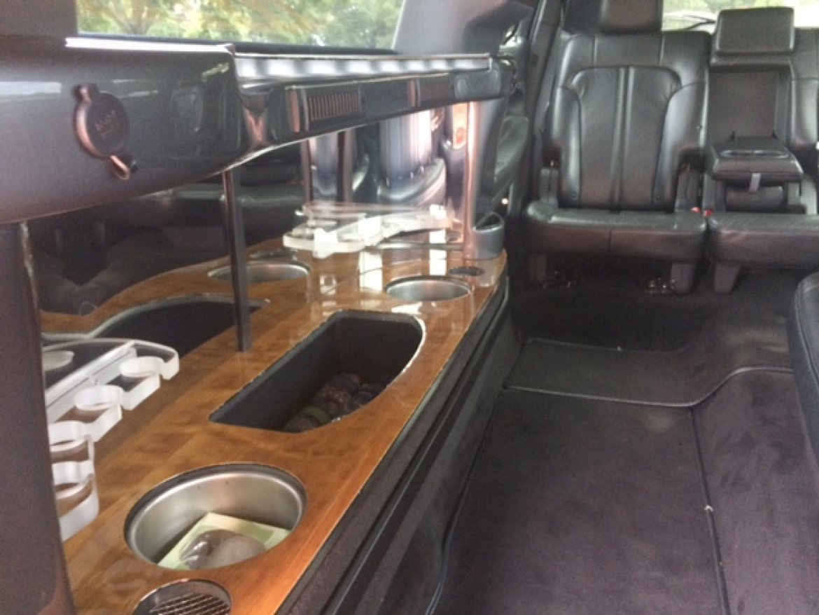Limousine for Sale in Layfayette, LA - Photo 11