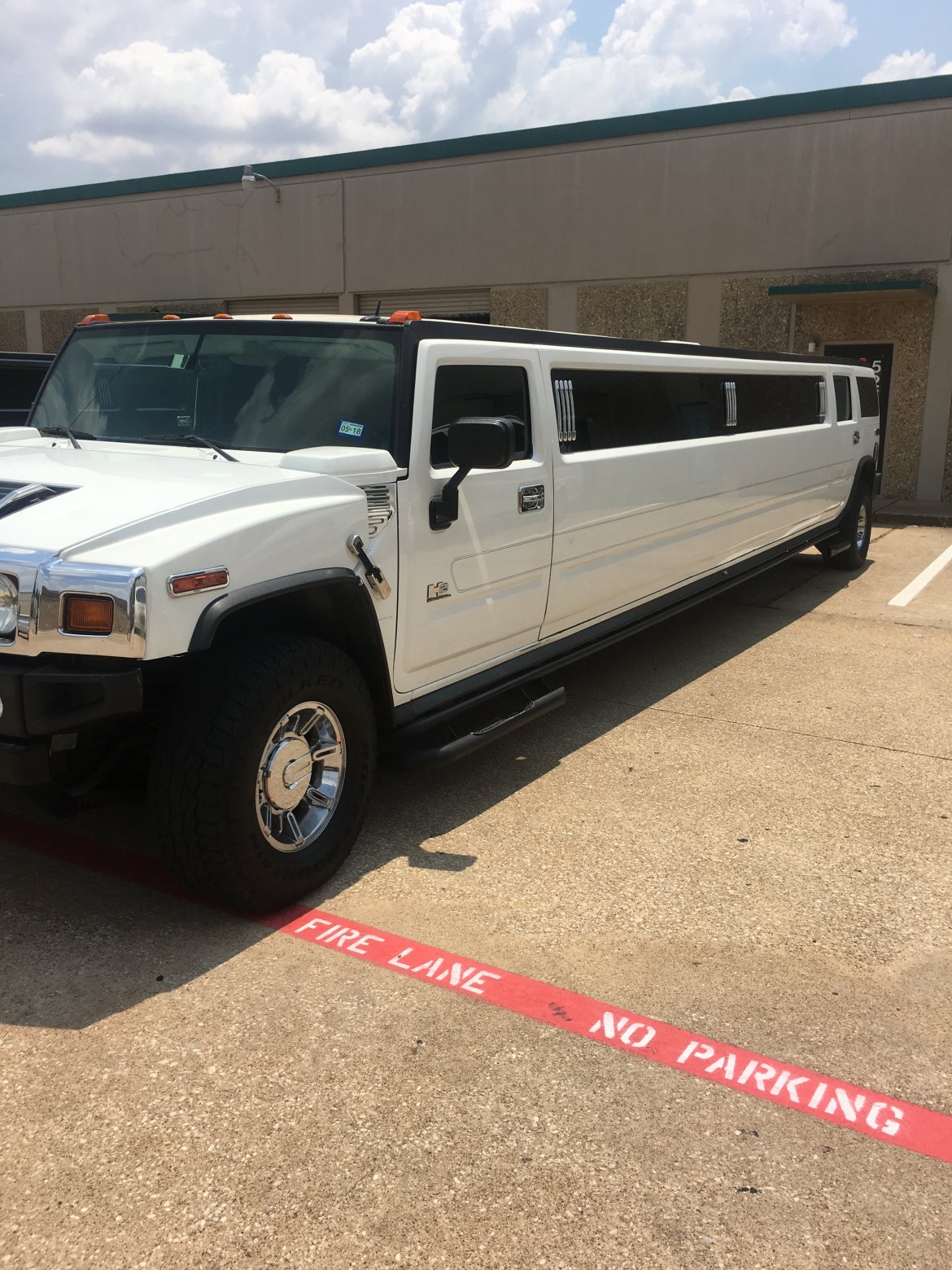 Limousine for Sale in Richardson, TX - Main Photo