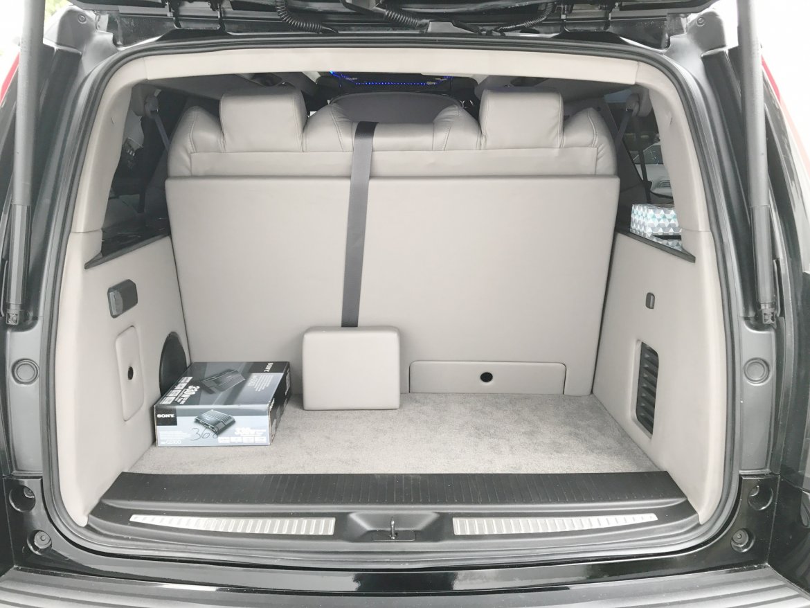 CEO SUV Mobile Office for Sale in Oaklyn, NJ - Photo 5