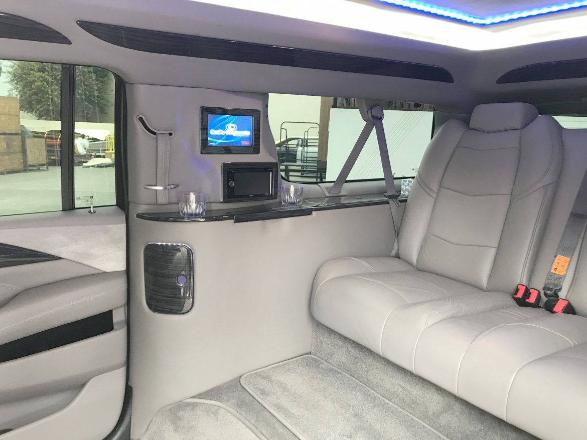 CEO SUV Mobile Office for Sale in Oaklyn, NJ - Photo 10