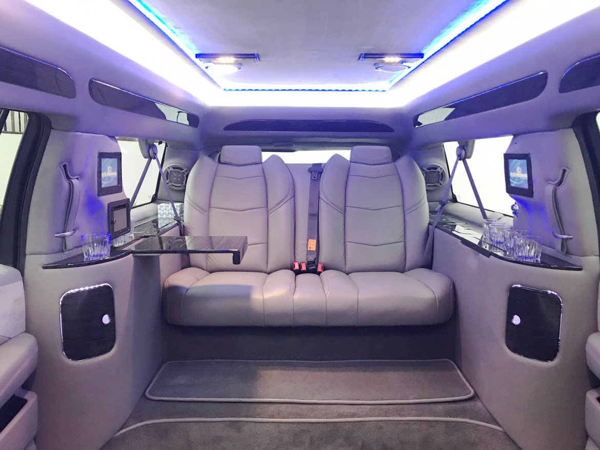 CEO SUV Mobile Office for Sale in Oaklyn, NJ - Photo 13