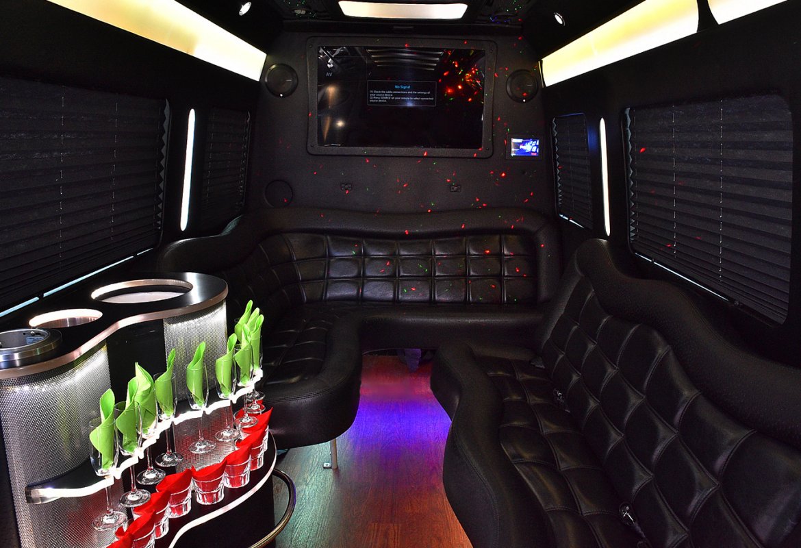 Sprinter for Sale in Fontana, CA - Photo 13