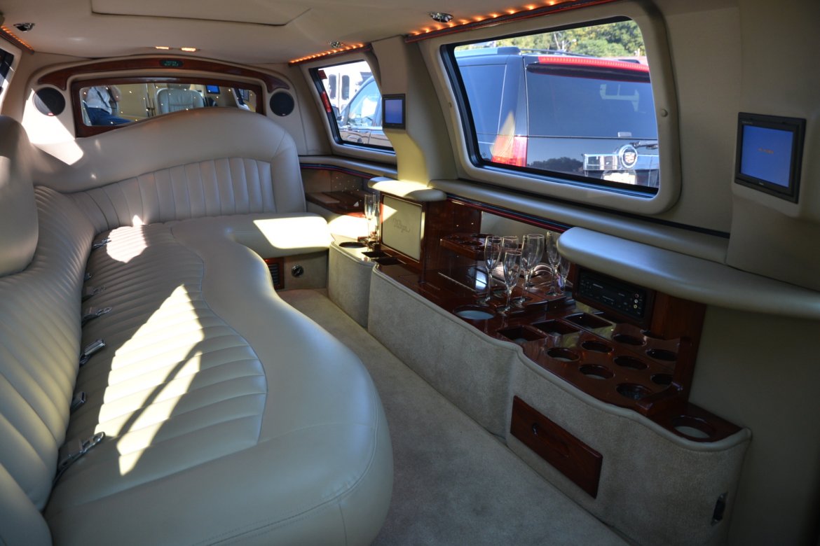 Limousine for Sale in Northeast, MD - Photo 10