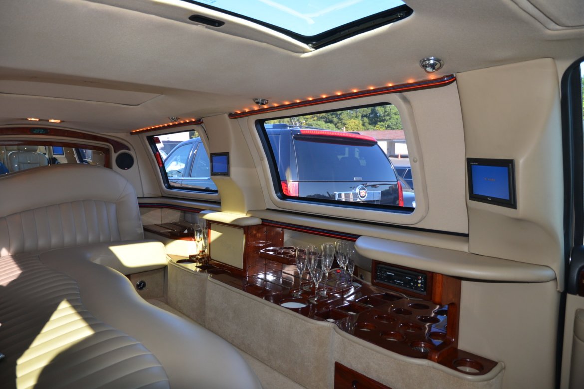 Limousine for Sale in Northeast, MD - Photo 12