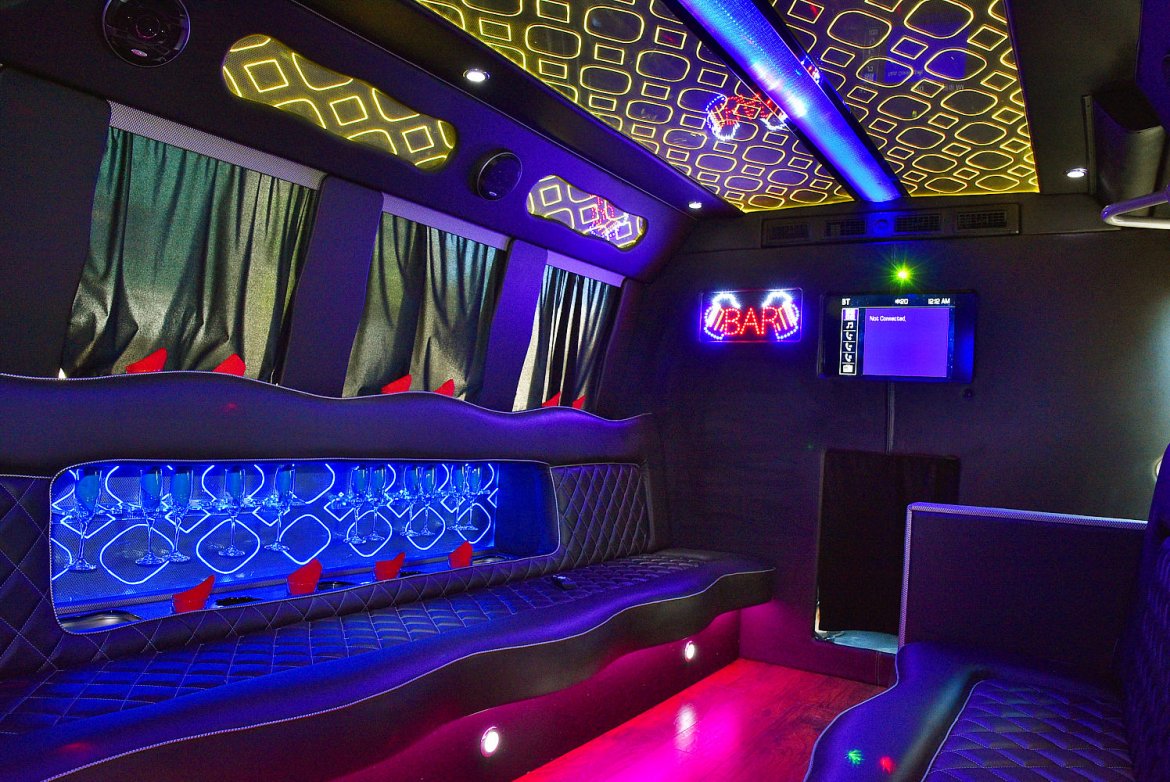 Limo Bus for Sale in Fontana, CA - Photo 12