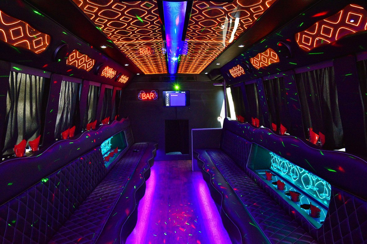 Limo Bus for Sale in Fontana, CA - Photo 13