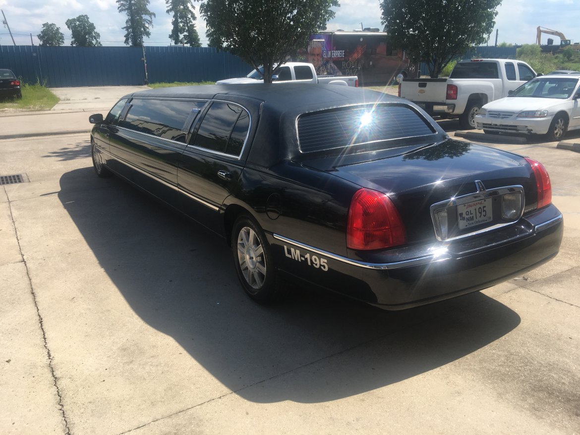 Limousine for Sale in Kenner, LA - Photo 4