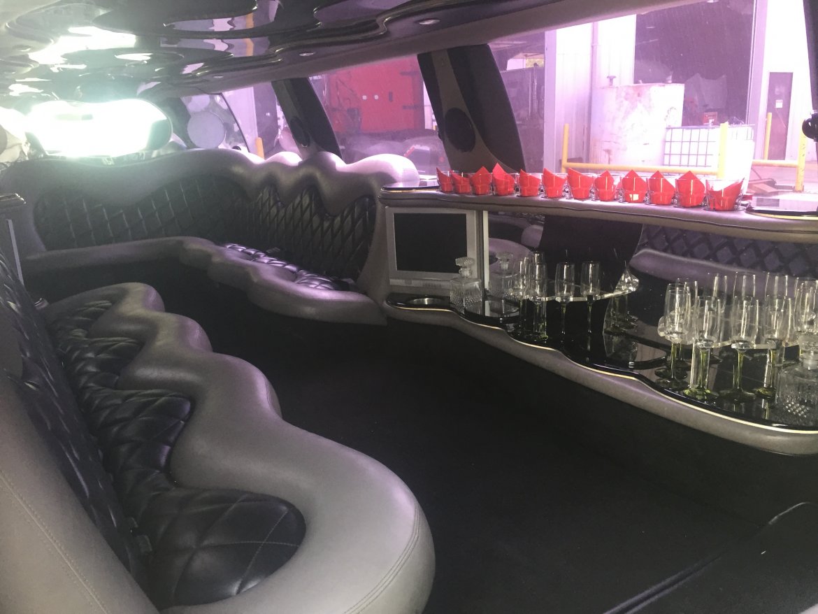 Limousine for Sale in Jackson, TN - Photo 3