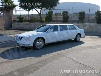 2007 Cadillac DTS 6-Door Limousine for Sale in CARSON, CA