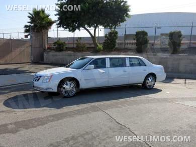 2007 Eagle Coach Cadillac DTS 6-Door Limousine - Limousine for Sale in CARSON, CA - Photo 9