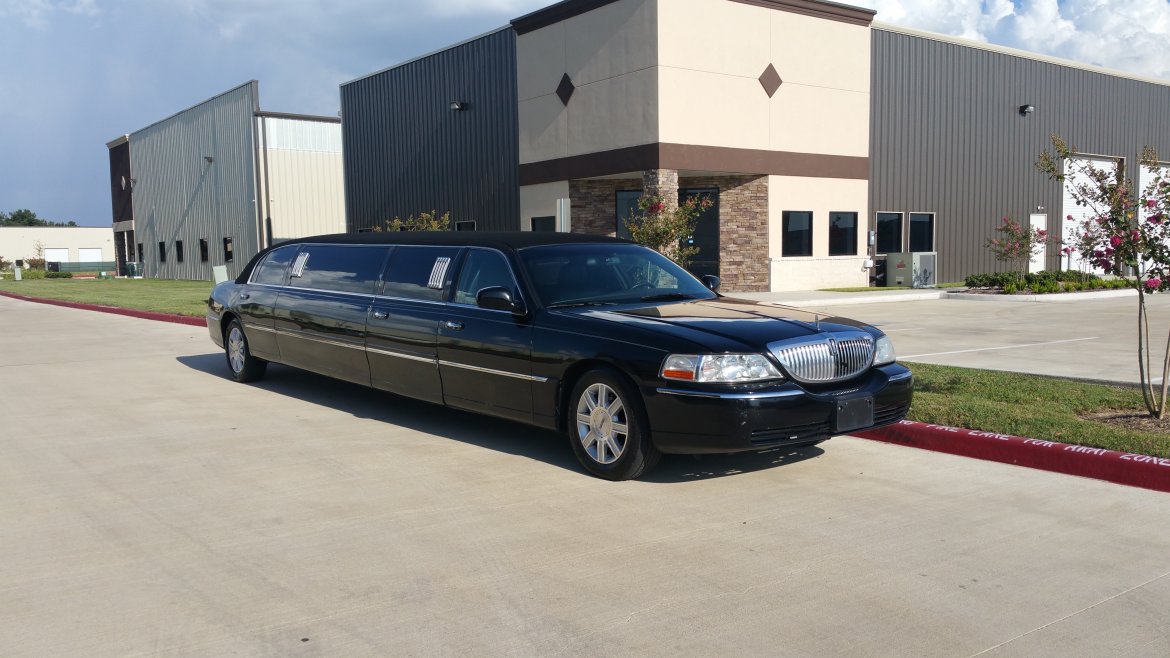 Limousine for Sale in Houston, TX - Main Photo