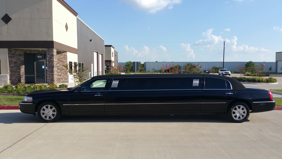 Limousine for Sale in Houston, TX - Photo 5