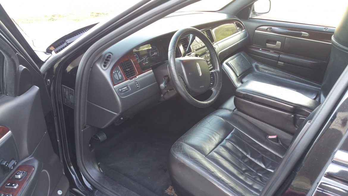 Limousine for Sale in Houston, TX - Photo 9