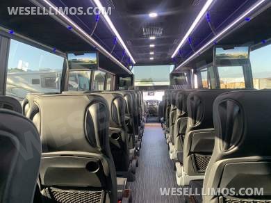 2024 Executive Coach Builders Chevy ECOACH38 Shuttle Bus - Shuttle Bus for Sale in Springfield, MO - Photo 18
