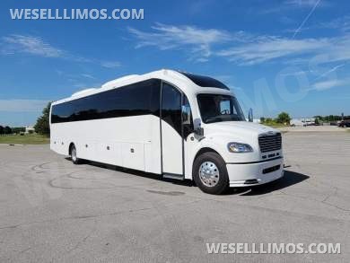 2025 Freightliner SUPERCOACH XL. 57Pass Motorcoach for Sale in Springfield, MO