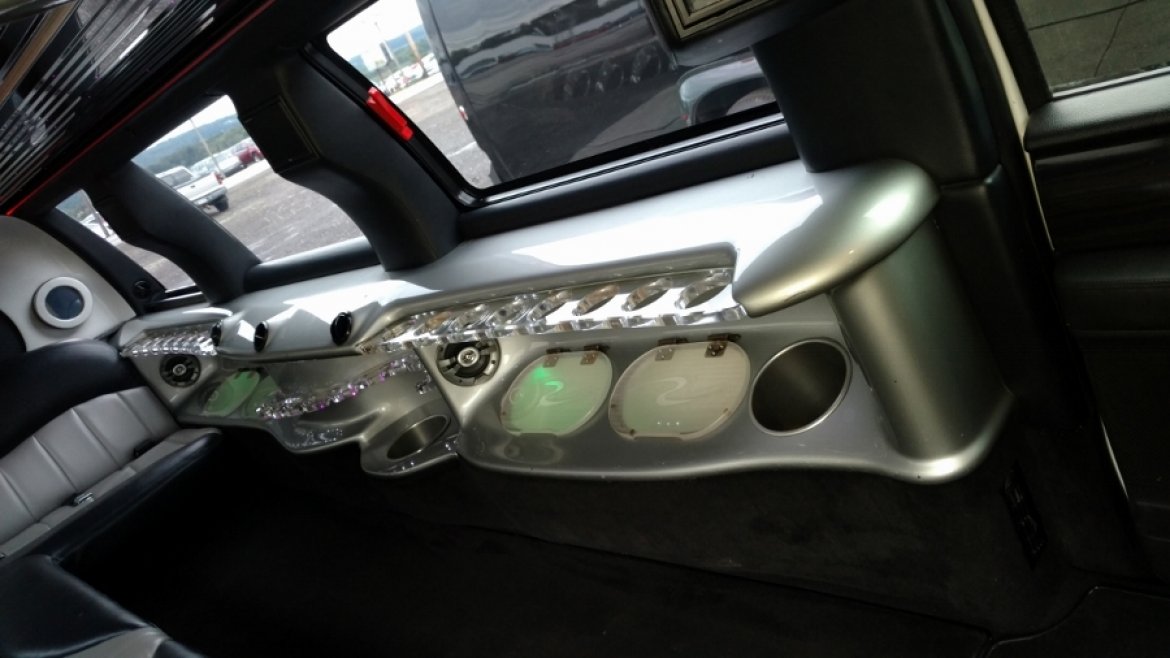 SUV Stretch for Sale in North East, PA - Photo 10
