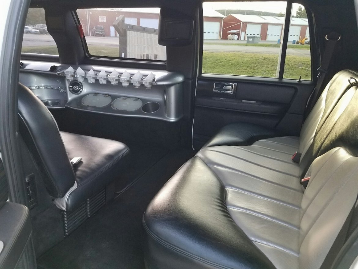 SUV Stretch for Sale in North East, PA - Photo 14