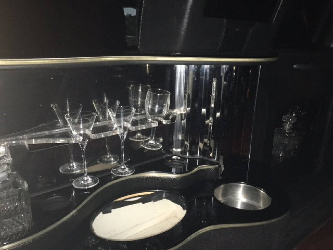 Limousine for Sale in winter park, FL - Photo 11