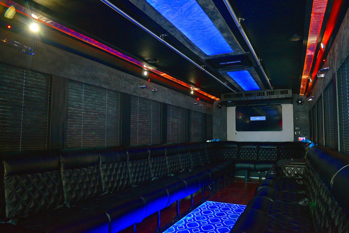 Limo Bus for Sale in Fontana, CA - Photo 12