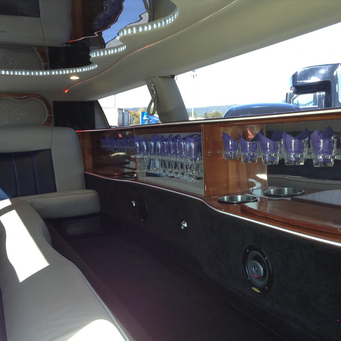 Limousine for Sale in Harrisburg, PA - Photo 7
