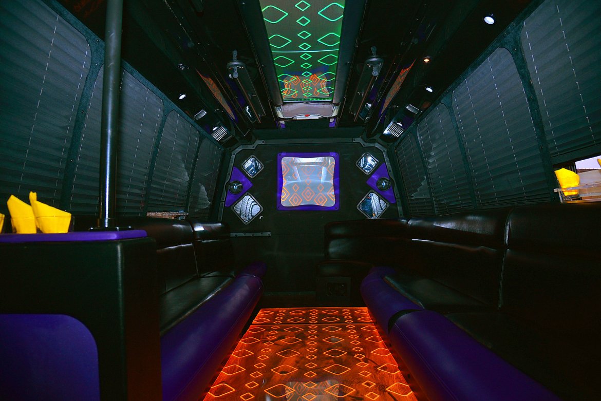 Limo Bus for Sale in Fontana, CA - Photo 14