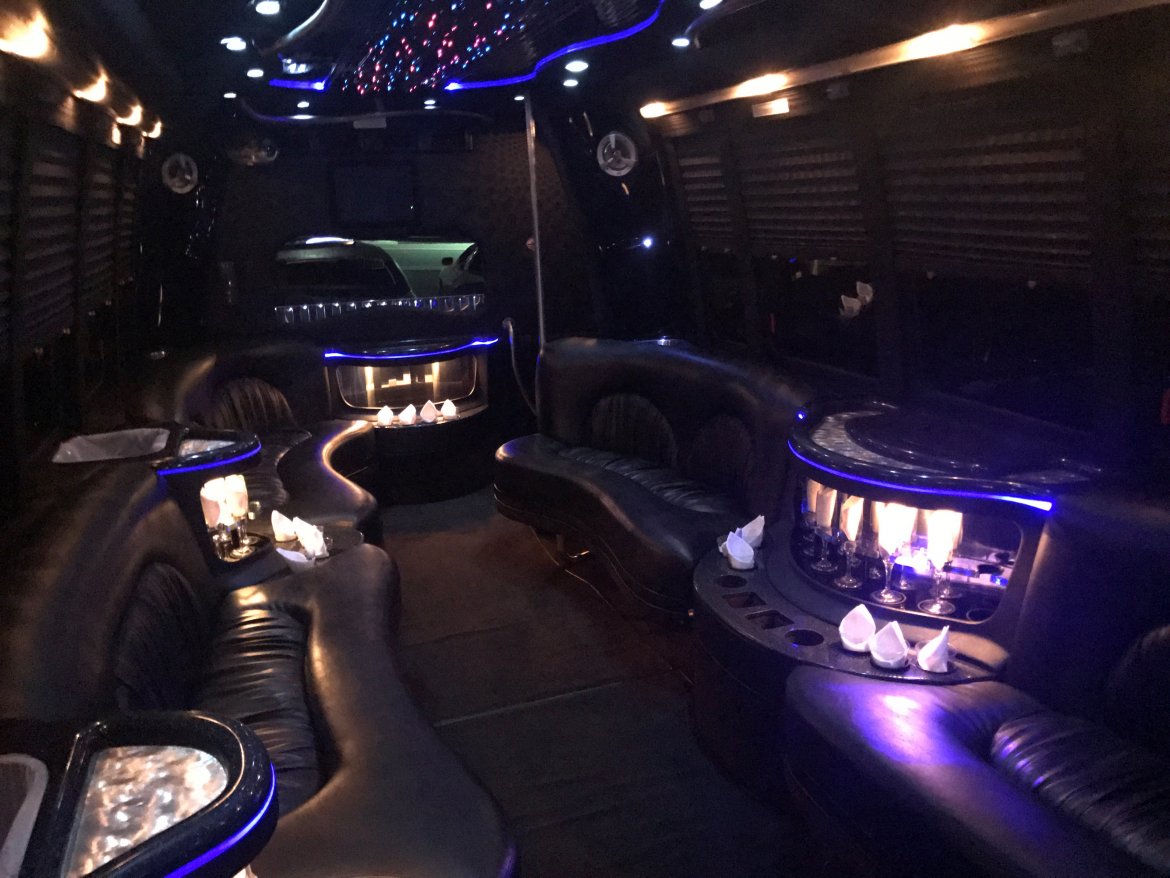Limo Bus for Sale in Garwood, NJ - Photo 14