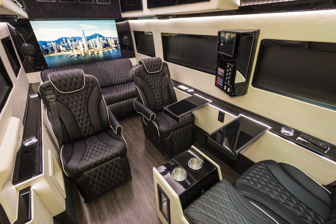 Sprinter for Sale in springfield, MO - Main Photo