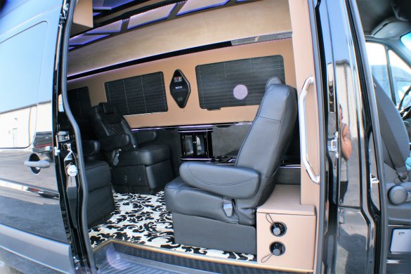 2017 Mercedes-Benz Sprinter 2500 Sprinter for Sale in springfield, MO - Photo 2