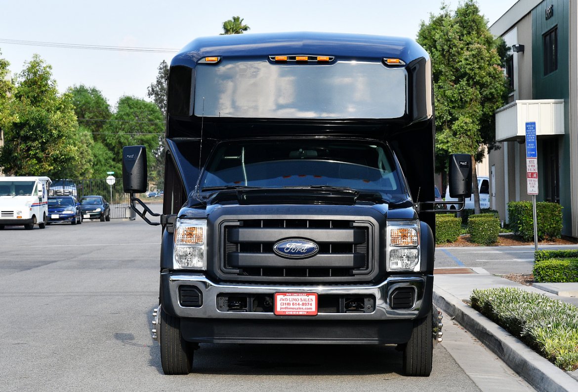 Limo Bus for Sale in Fontana, CA - Photo 4
