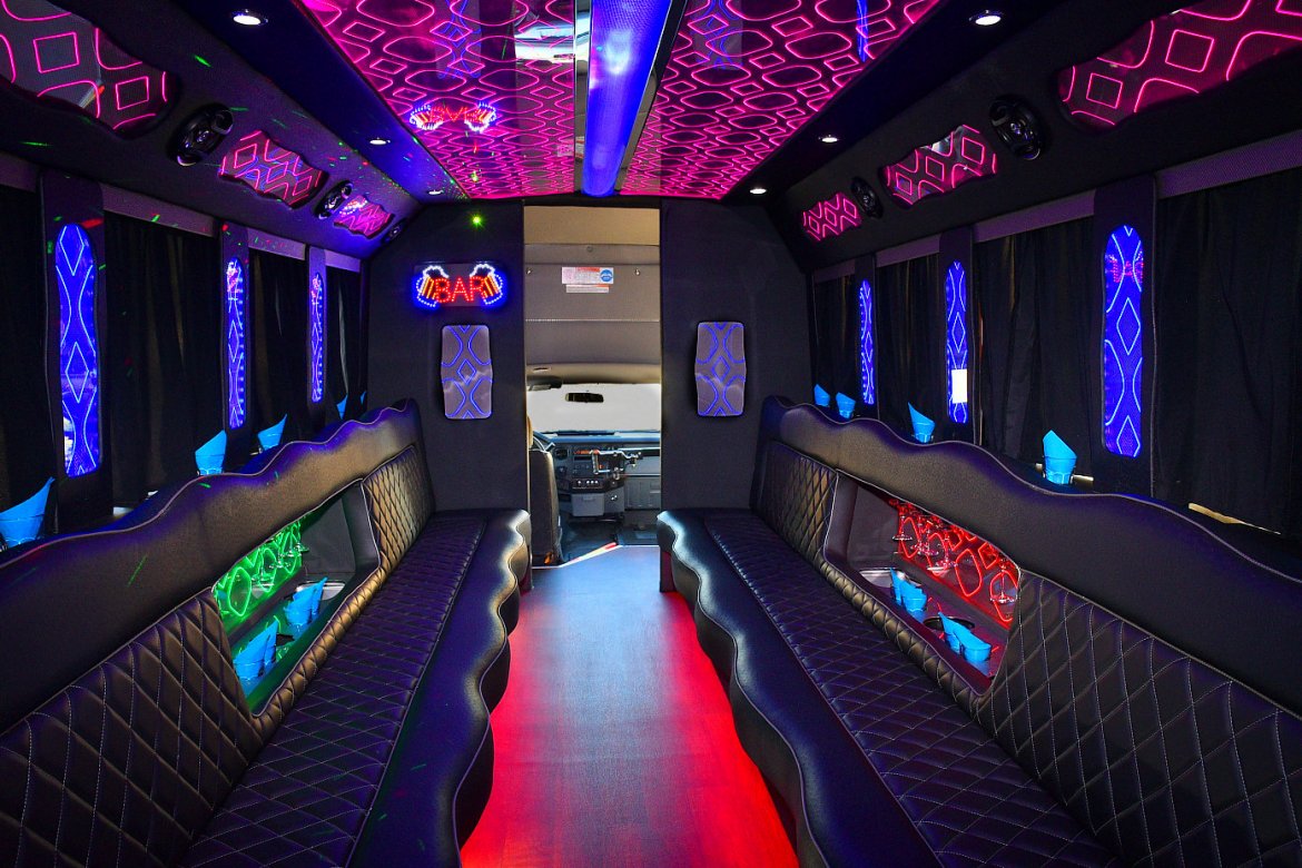 Limo Bus for Sale in Fontana, CA - Photo 14