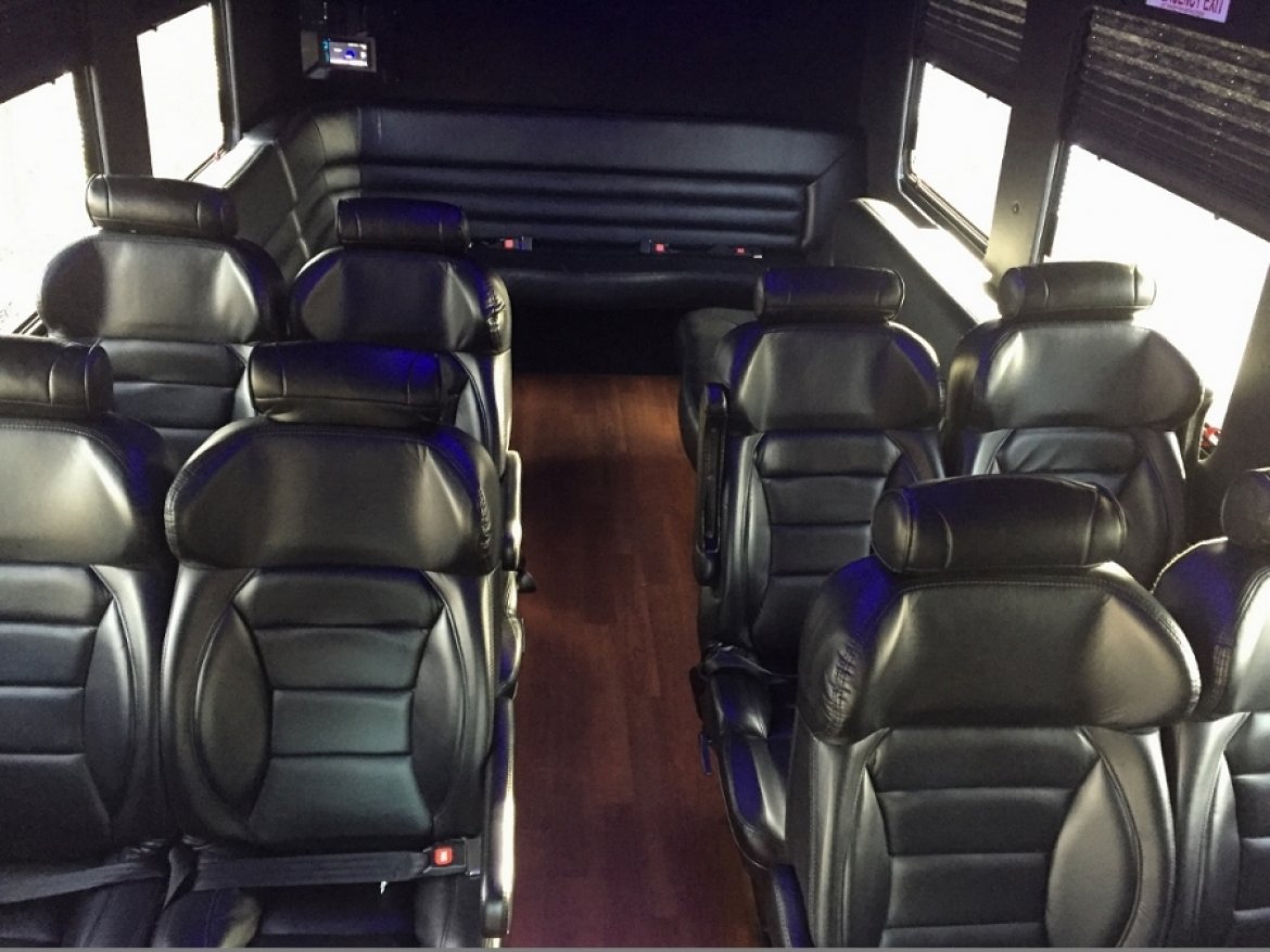 Limo Bus for Sale in North East , PA - Photo 8