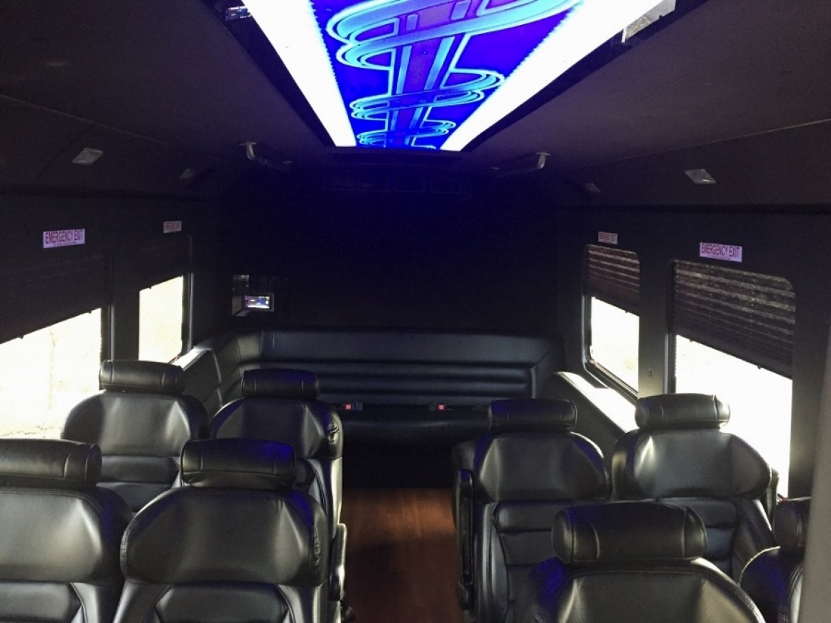 Limo Bus for Sale in North East , PA - Photo 9