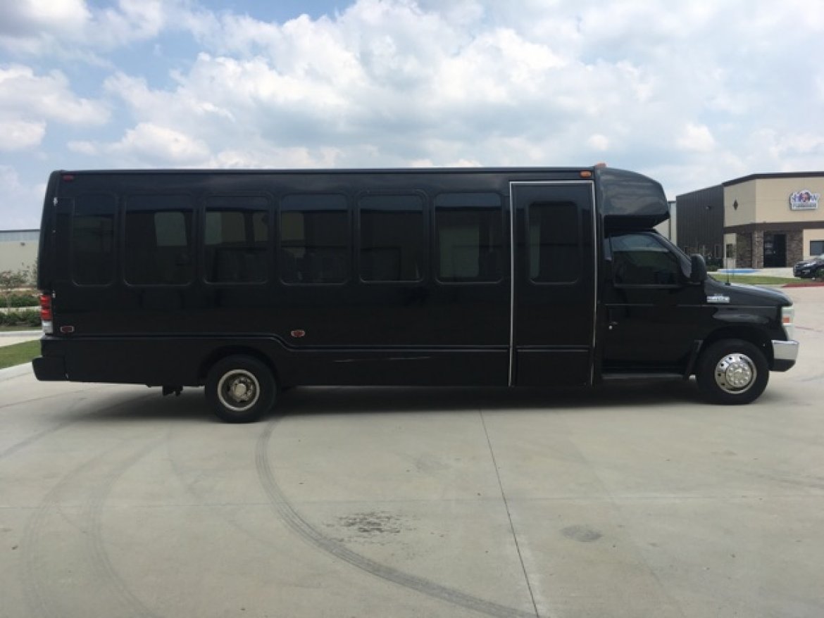 Shuttle Bus for Sale in Houston, TX - Photo 4