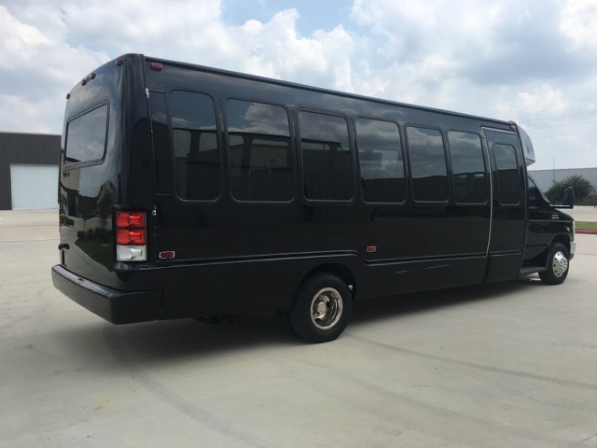Shuttle Bus for Sale in Houston, TX - Photo 5