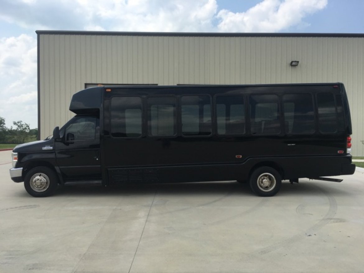 Shuttle Bus for Sale in Houston, TX - Photo 8