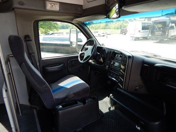 2004 Chevrolet StarTran Shuttle Bus for Sale in North East, PA - Photo 2