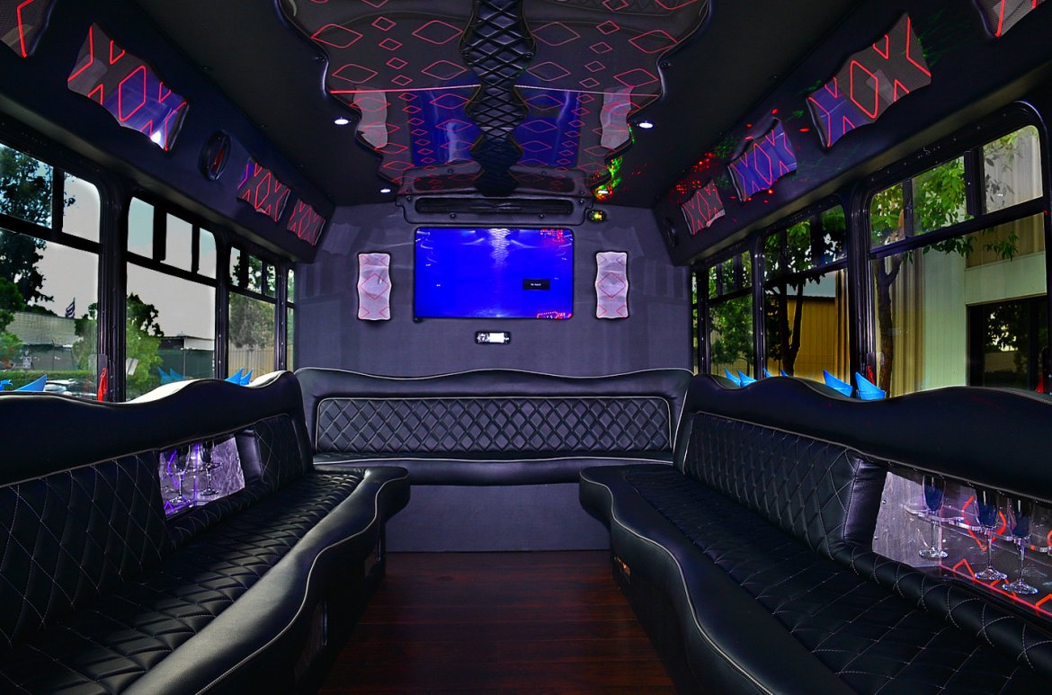 Limo Bus for Sale in Fontana, CA - Photo 14