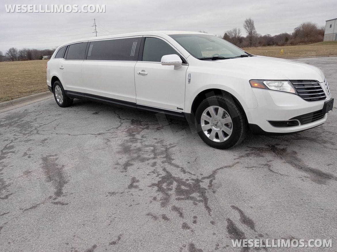 Limousine for Sale in Springfield, MO - Photo 4