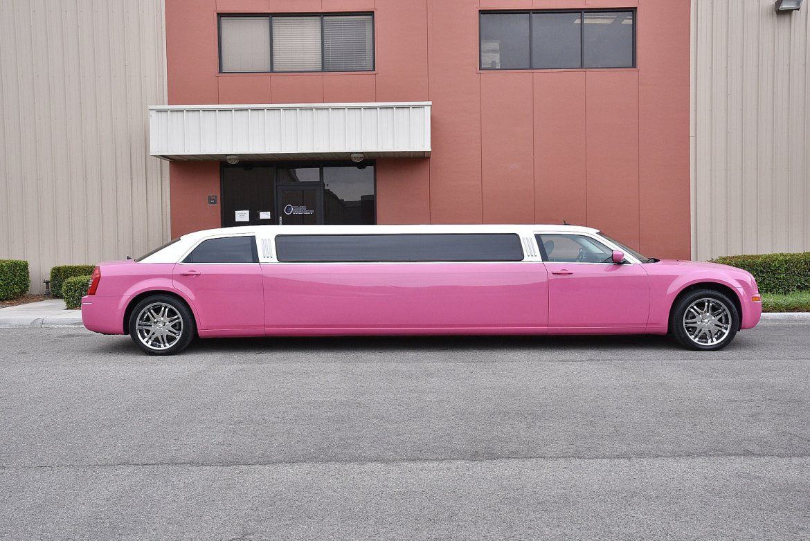 Limousine for Sale in Fontana, CA - Photo 6