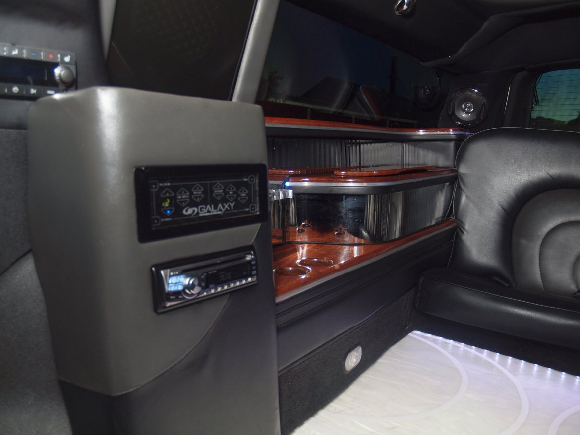 Limousine for Sale in Fall River, MA - Photo 7