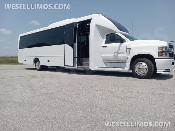 2023 Chevrolet Silverado 6500 Shuttle Bus for Sale in Springfield, MO - Photo 3