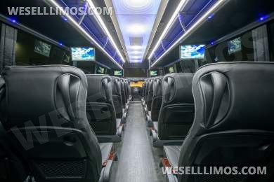 2024 Executive Coach Builders Chevrolet Silverado WB 6500  Shuttle Bus - Shuttle Bus for Sale in Springfield, MO - Photo 20