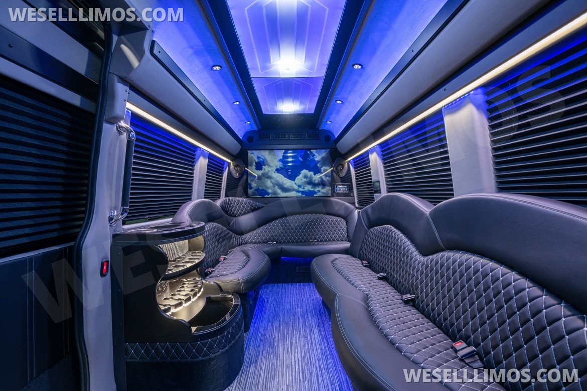 Limo Bus for Sale in Springfield, MO - Photo 2