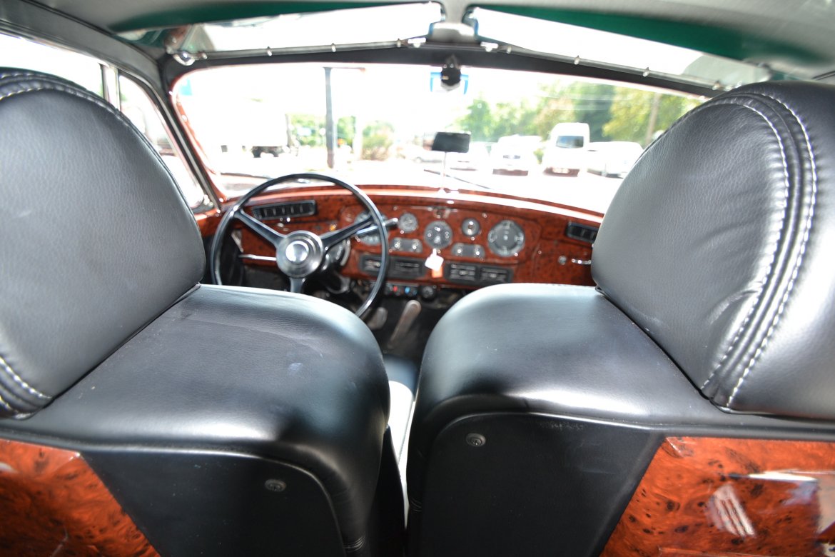 Antique for Sale in Morganville, NJ - Photo 27