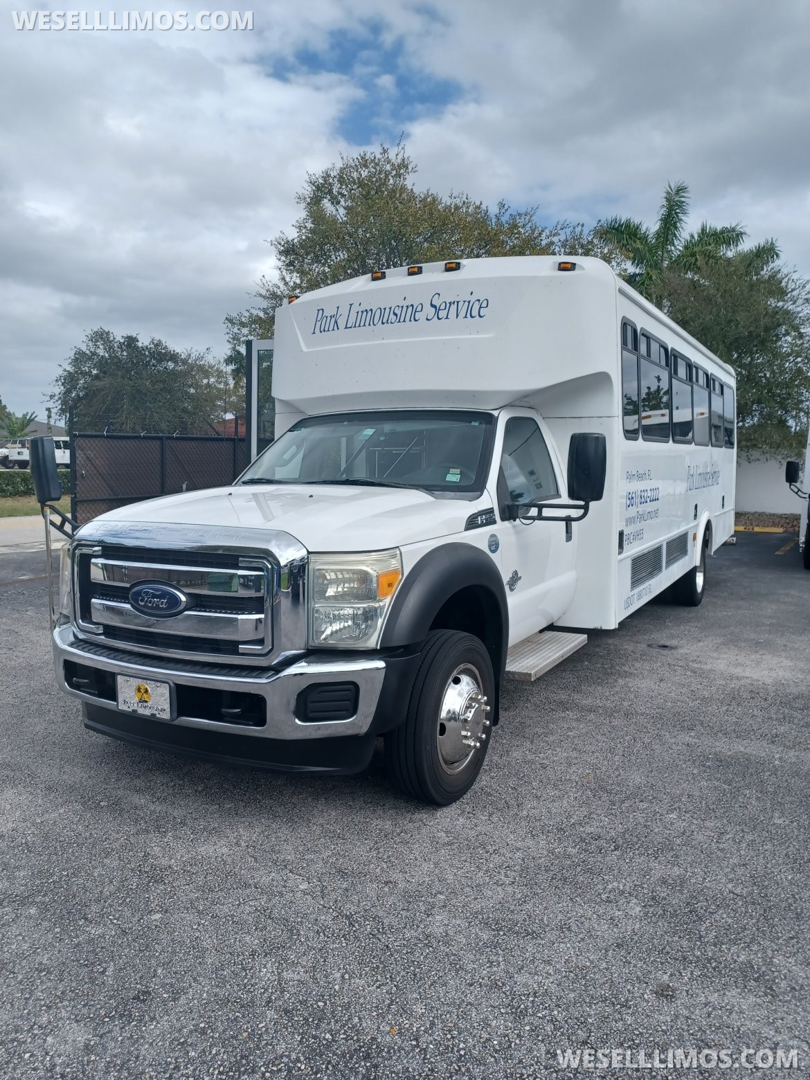 Limo Bus for Sale in West Palm Beach, FL - Photo 3