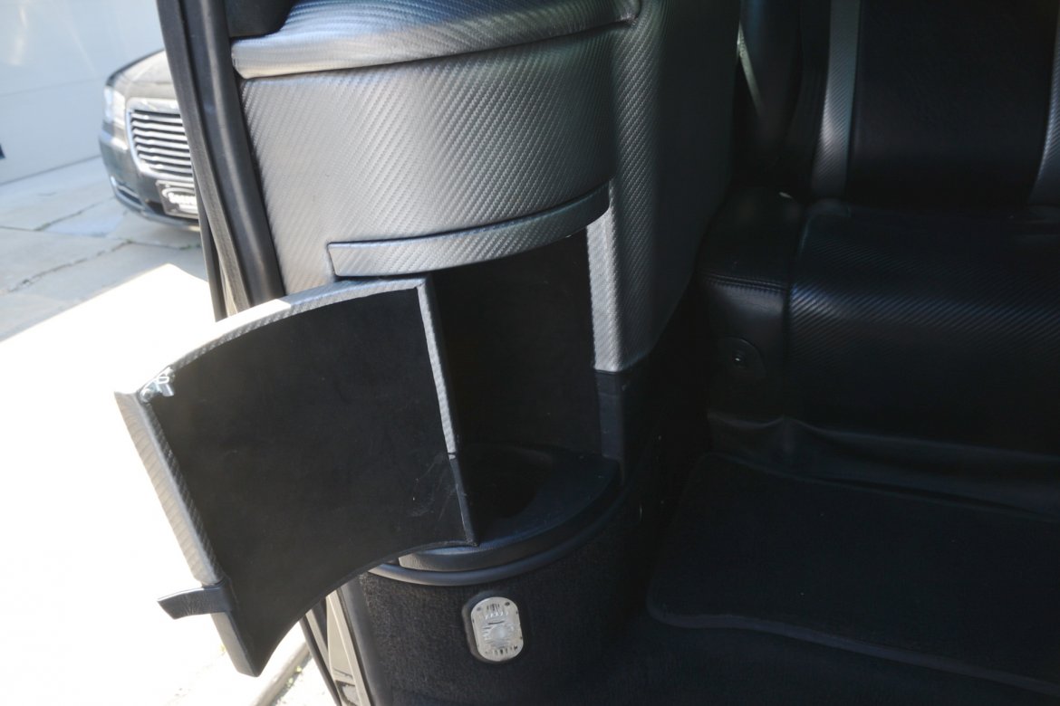 CEO SUV Mobile Office for Sale in Oaklyn, NJ - Photo 12