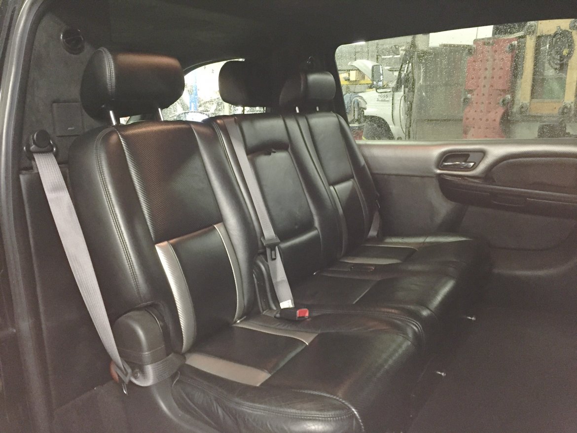 CEO SUV Mobile Office for Sale in Oaklyn, NJ - Photo 25
