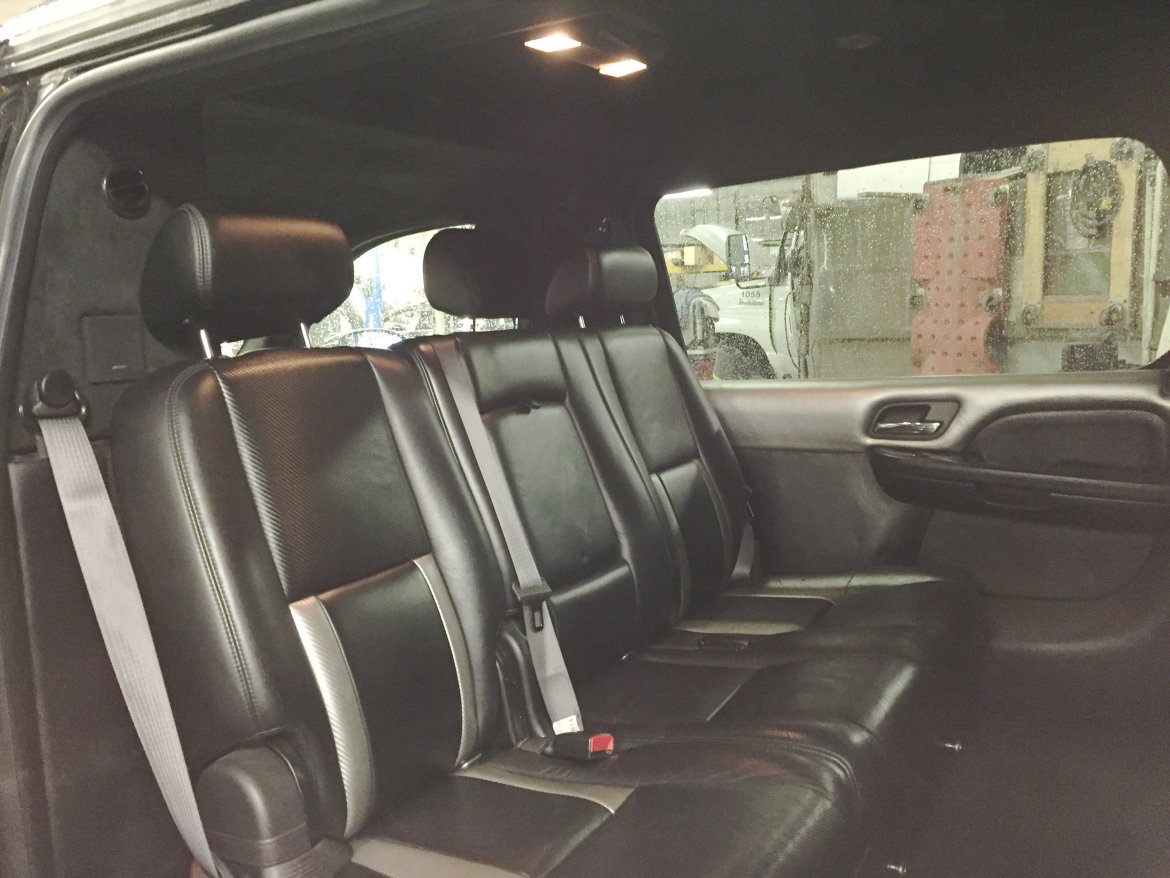CEO SUV Mobile Office for Sale in Oaklyn, NJ - Photo 26