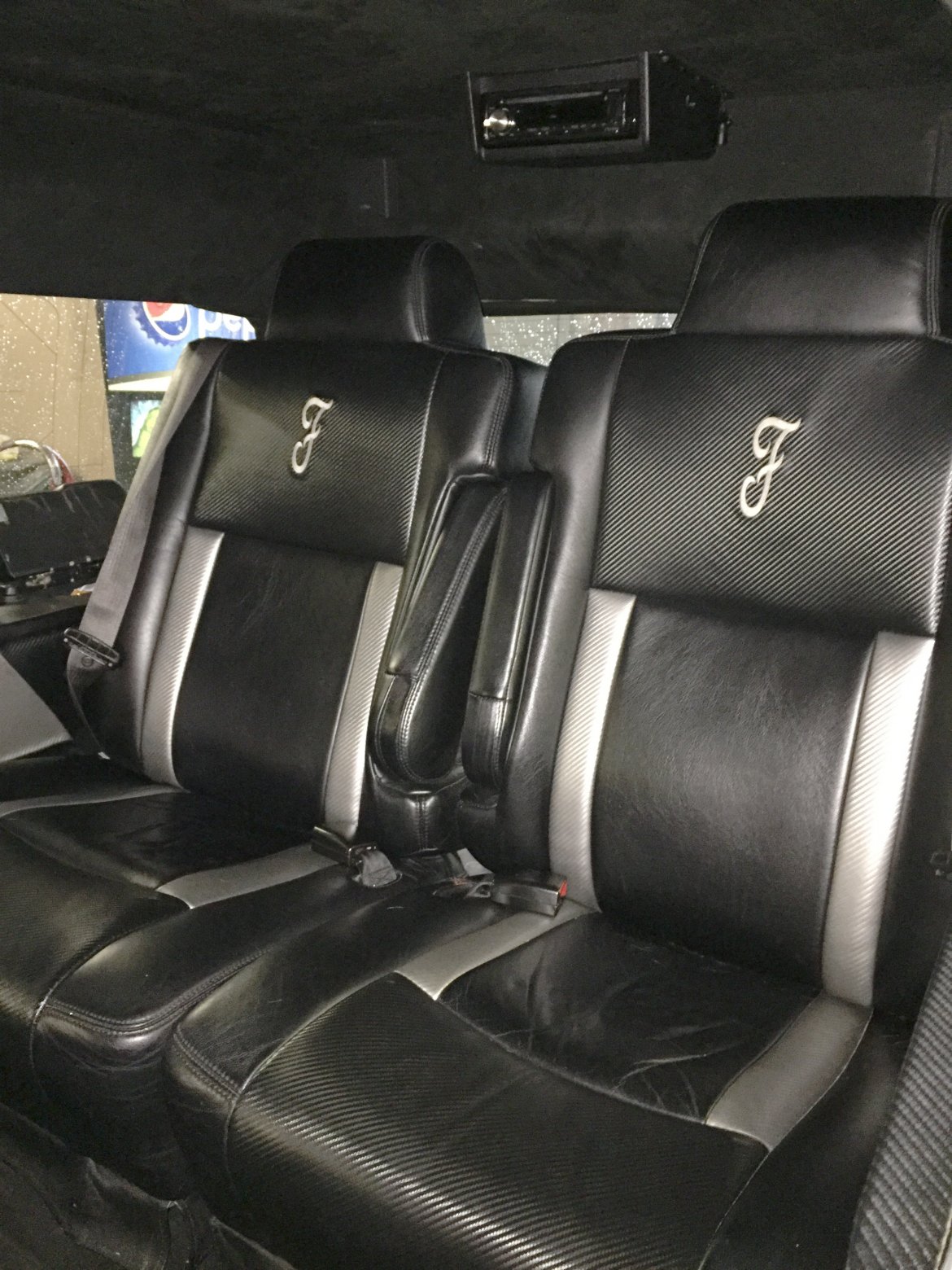 CEO SUV Mobile Office for Sale in Oaklyn, NJ - Photo 29