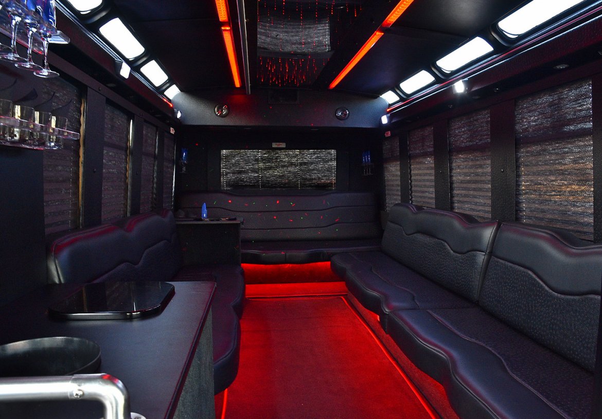 Limo Bus for Sale in Fontana, CA - Photo 10